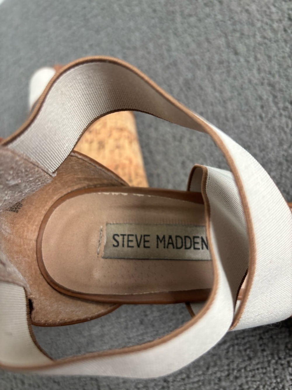 Steve Madden Brown Wedge Sandals with Cream Straps - Picture 3 of 5